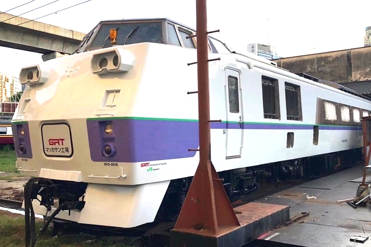 เปิดภาพรถไฟญี่ปุ่น “Kiha 183” หลังปรับปรุงทำสีใหม่